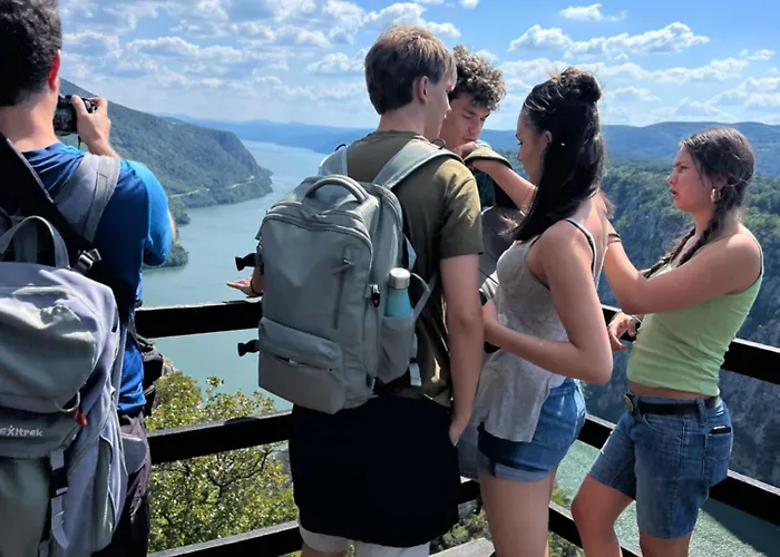 Mina Kladovo, 5-bedroom With Pool For Up To 12 People ヴィラ *