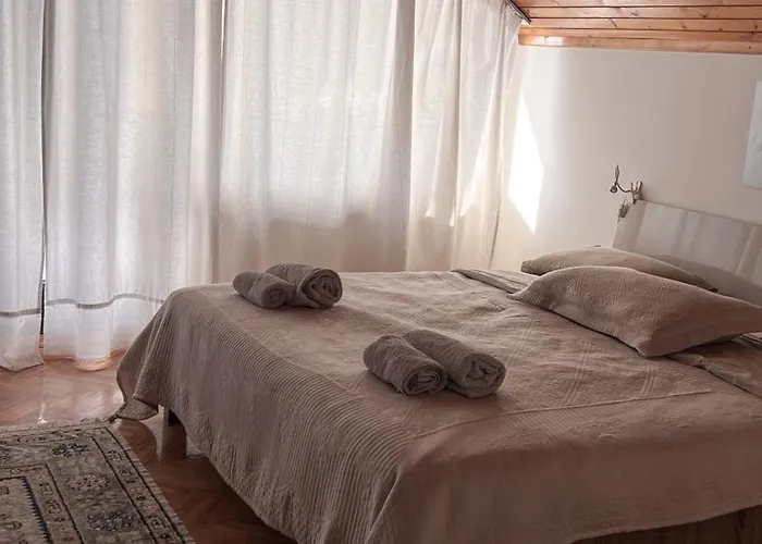 ヴィラ Mina Kladovo, 5-bedroom With Pool For Up To 12 People