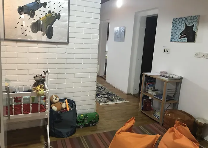 Mina Kladovo, 5-bedroom With Pool For Up To 12 People ヴィラ *